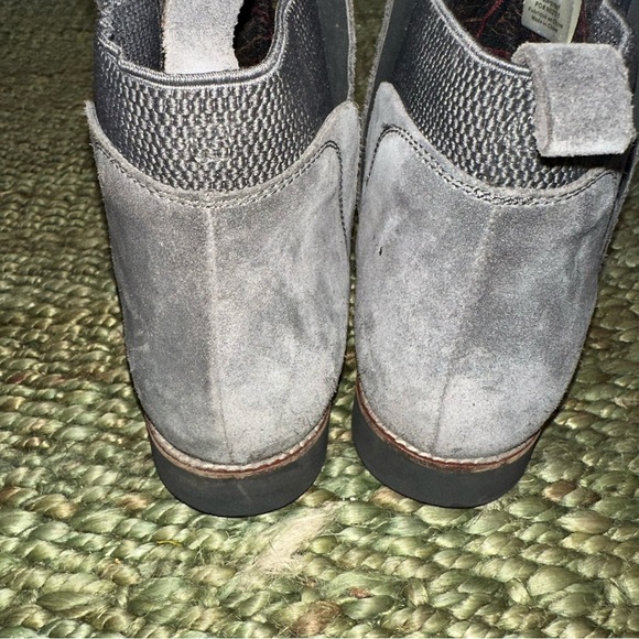 Blondo Perla Waterproof Suede Pull on Gray Boots Rain Snow Size 10 - Picture 6 of 8